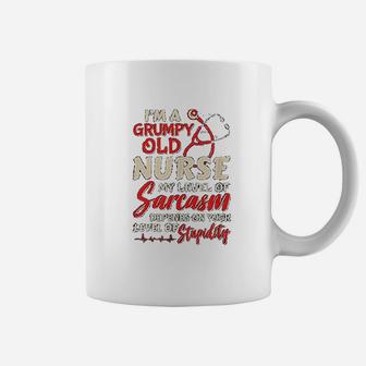 I Am A Grumpy Old Nurse Women Funny Nursing Rn Lpn Cna Gift Coffee Mug - Seseable