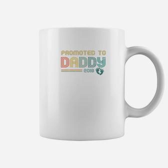 Mens Vintage Promoted To Daddy Est 2018 Gift For New Dad Coffee Mug - Seseable