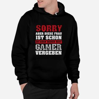 Diese Frau Ist Vergeben An Einen Gamer Hoodie - Seseable