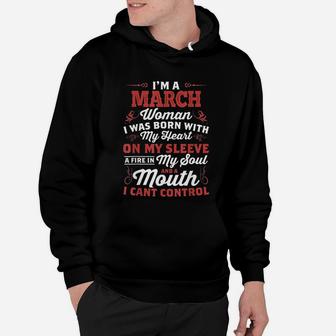I Am A March Women Queen Born In March Gift Hoodie - Seseable