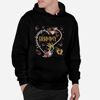 I Love Being A Grammy Heart Floral Mothers Day Grammy Gift Hoodie - Seseable