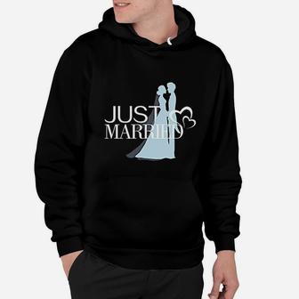 Just Married Gift For Couples Wedding Anniversary Newlywed Hoodie - Seseable