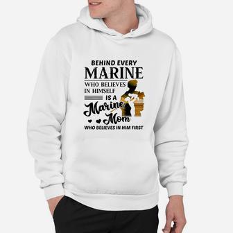 Marine Who Believes Himself Is A Marine Mom Hoodie - Seseable