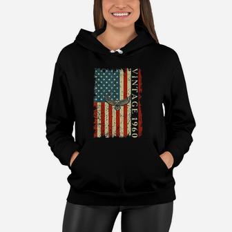 1960 62 Years Old Birthday Gifts Usa Flag Eagle Vintage 1960 Women Hoodie - Seseable