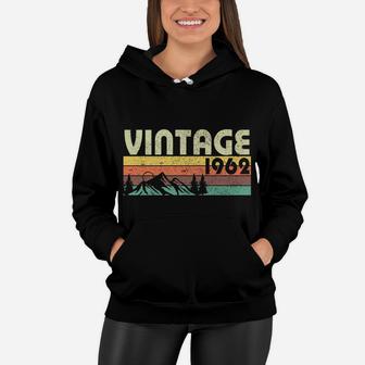 Retro Vintage 1962 Graphics 60th Birthday Gift 60 Years Old Women Hoodie - Seseable