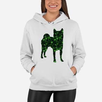 Cute Shamrock Shiba Inu Mom Dad Gift St Patricks Day Awesome Dog Lovers Gift Women Hoodie - Seseable