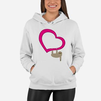 Hanging Sloth Cute Mothers Day Heart Love Gift For Mom Women Hoodie - Seseable