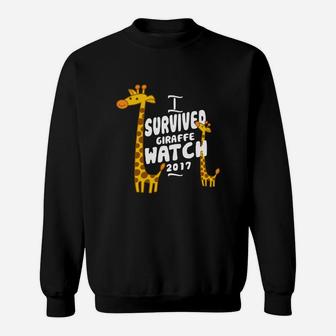 I Survived Giraffe Watch 2017 T-shirt April The Giraffe Sweatshirt - Seseable