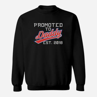 Mens Mens Promoted To Daddy Est 2018 New Dad Gift Sweat Shirt - Seseable