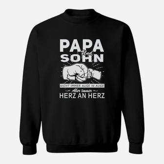 Papa und Sohn Sweatshirt – Herz an Herz, tiefe Verbundenheit - Seseable