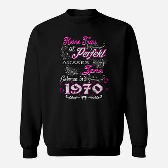 Personalisiertes Sweatshirt Perfekte Frau 1970, Geburtstagsdesign - Seseable