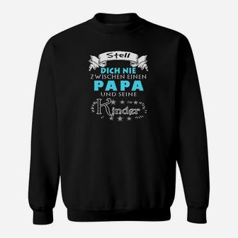 Schwarzes Sweatshirt, Papa und seine Kinder Schutz, Lustiges Familien Tee - Seseable