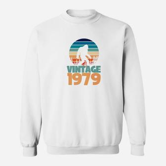 Birthday Vintage 1979 Bigfoot Gift Yeti Sweat Shirt - Seseable