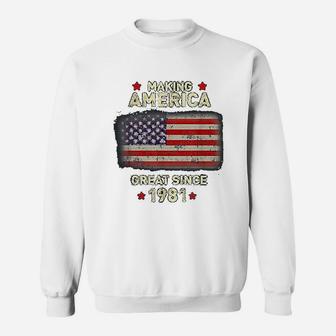 Cool 1981 Vintage Birthday American Flag Sweat Shirt - Seseable
