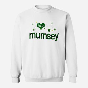 St Patricks Day Cute Shamrock I Love Being Mumsey Heart Family Gifts Sweat Shirt - Seseable