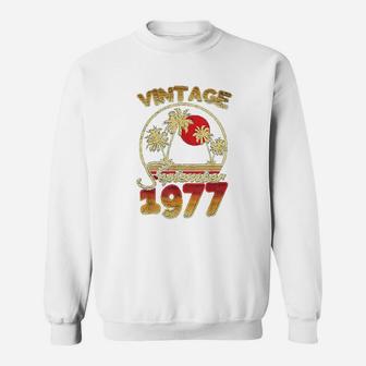 Vintage Sept 1977 Vacation Gift Sweat Shirt - Seseable