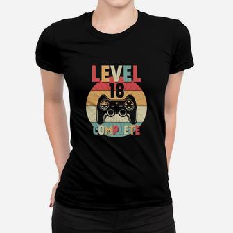 18 Geburtstag Mann Level 18 Jahre Junge Frauen T-Shirt - Seseable