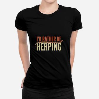 Funny Reptile Gifts For Herpetologist Herpetology Women T-shirt - Seseable