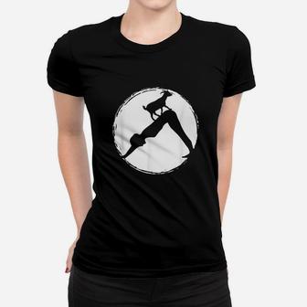 Goat Yoga Downward Dog Position - Yoga Student Or Teacher Ladies Tee - Seseable