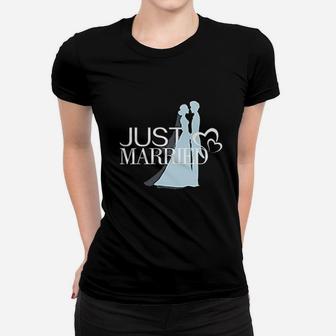 Just Married Gift For Couples Wedding Anniversary Newlywed Ladies Tee - Seseable