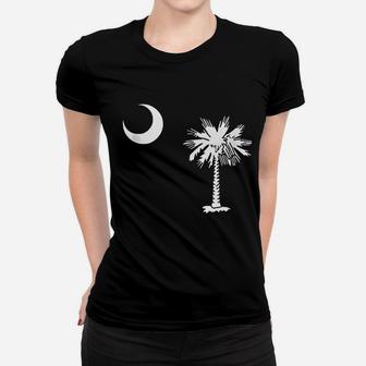 State Of South Carolina Distressed Flag Gift Women T-shirt - Seseable