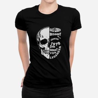 Totenkopf Frauen Tshirt Herren, Jahrgang 1970 Leben beginnt mit Fünfzig - Seseable