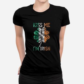 Vintage Kiss Me Im Irish Ladies Tee - Seseable
