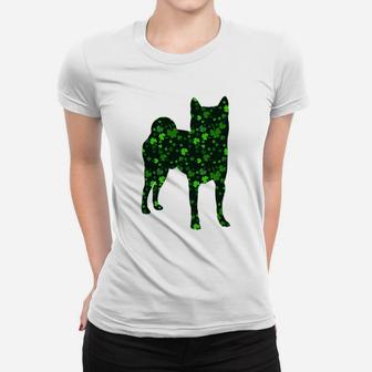 Cute Shamrock Shiba Inu Mom Dad Gift St Patricks Day Awesome Dog Lovers Gift Ladies Tee - Seseable