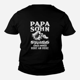 Papa & Sohn Herz an Herz Schwarzes Kinder Tshirt, Motiv mit Handabdruck - Seseable