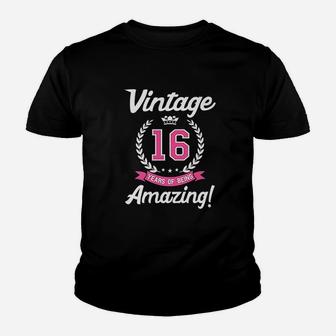 16th Birthday Gift Vintage 16 Years Amazing Kid T-Shirt - Seseable