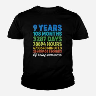 9 Years Old Gifts 9th Birthday Vintage Retro Countdown Kid T-Shirt - Seseable