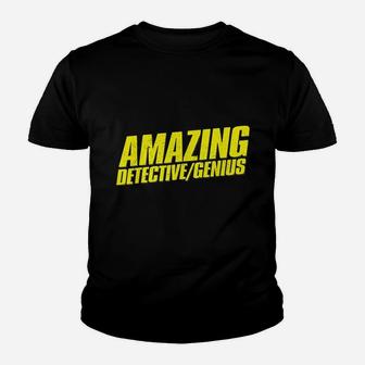 Amazing Detective Genius Halloween Heist Winner Kid T-Shirt - Seseable