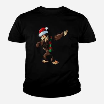 Funny Dancing Bigfoot Christmas Dabbing Santa Hat Sasquatch Kid T-Shirt - Seseable