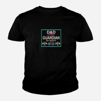 Funny Video Gaming Gift For Fathers Day Dad Gamer By Night Premium Kid T-Shirt - Seseable