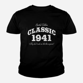 Gift For 80 Year Old Vintage Classic Car 1941 80th Birthday Kid T-Shirt - Seseable