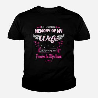 In Loving Memory Of My Wife My Wife Lives In Heaven Kid T-Shirt - Seseable