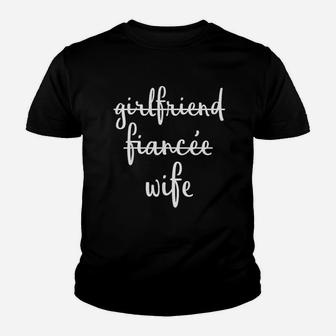 Just Married Gift Girlfriend Fiancee Wife Kid T-Shirt - Seseable