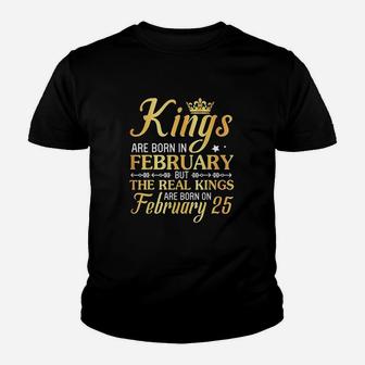 Kings Are Born In Feb The Real Kings Are Born On February 25 Kid T-Shirt - Seseable