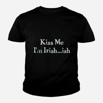 Kiss Me I Am Irish Funny Saint Patricks Day Kid T-Shirt - Seseable