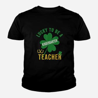 Lucky Teacher St Patricks Day Kindergarten Teacher Kid T-Shirt - Seseable