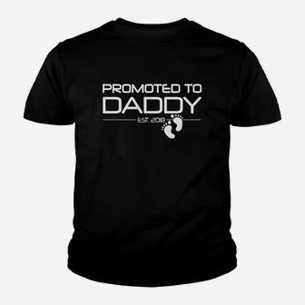 Mens Promoted To Daddy 2018 New Fathers Day Gift Kid T-Shirt - Seseable