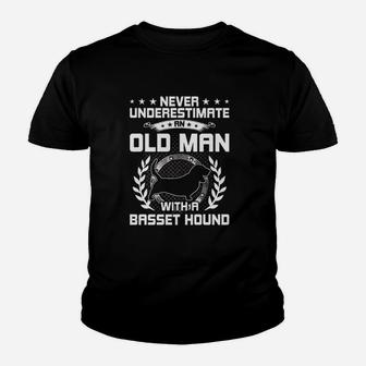 Never Underestimate An Old Man With A Basset Hound Gift Kid T-Shirt - Seseable