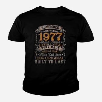 November 1977 Vintage Birthday Classic Kid T-Shirt - Seseable