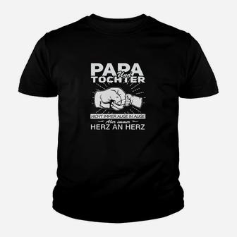 Papa und Tochter Herz an Herz Kinder Tshirt, Schwarz mit Aufdruck - Seseable