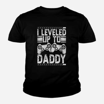 Promoted To Daddy Gamer I Leveled Up To Daddy Kid T-Shirt - Seseable