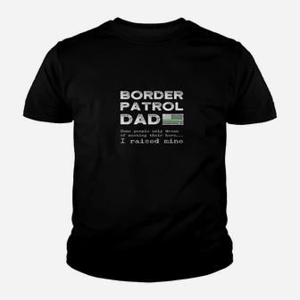 Proud Father Of A Border Patrol Agent Dad Green Line Kid T-Shirt - Seseable