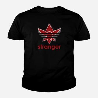Schwarzes Kinder Tshirt mit 'Stranger'-Schriftzug, Rote Grafik Design - Seseable