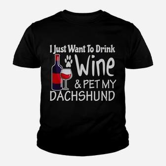 Wine And Hot Dogs Funny Dachshund Gifts For Dachshund Dad Kid T-Shirt - Seseable