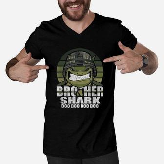 Brother Shark Doo Doo 4th Of July Army Veteran Father Day Men V-Neck Tshirt - Seseable