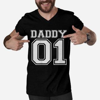 Daddy 01 Best Father Dad To Be First Fathers Day Men V-Neck Tshirt - Seseable